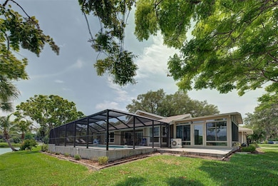 3670 Emily Ln, Sarasota, FL 34238 - photo 7