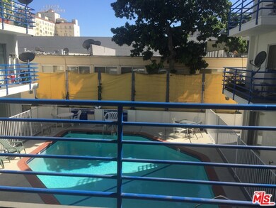 1750 N Sycamore Ave unit 206, Los Angeles, CA 90028 - photo 3