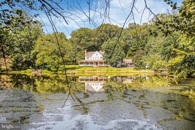 660 Ad Hoc Rd, Great Falls, VA 22066 - photo 2