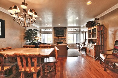 6486 UT39 23 Huntsville UT-large-007-012