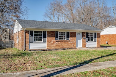11806 Mondamon Dr, Louisville, KY 40272 - photo 2