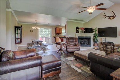 2547 Cordie Dr, Asheboro, NC 27205 - photo 5