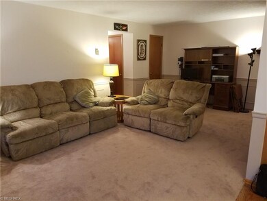 Spacious Living room
