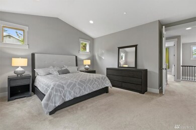 8849 SE 39th St, Mercer Island, WA 98040 - photo 5