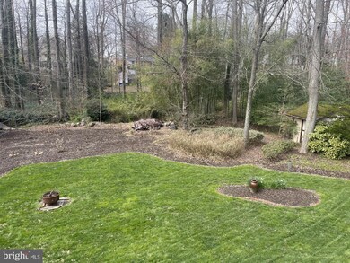 4400 Braeburn Dr, Fairfax, VA 22032 - photo 3