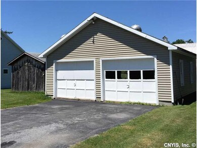Garage.