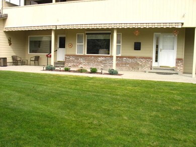 1380 Eastmont Ave unit 804, East Wenatchee, WA 98802 - photo 2
