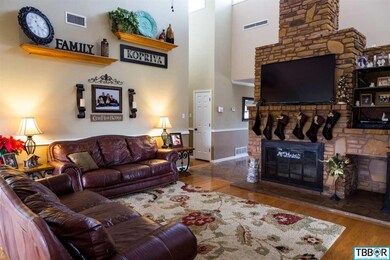 14194 Canyon Oaks Cir, Troy, TX 76579 - photo 5