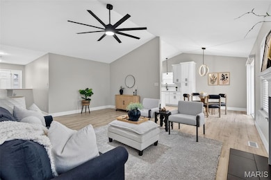 1916 Briarfield Dr, Lake Saint Louis, MO 63367 - photo 7