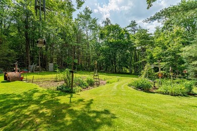 951 Franklin Rd, Fitchburg, MA 01420 - photo 4