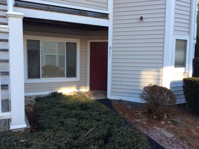 750 Whittenton St unit 911, Taunton, MA 02780 - photo 3