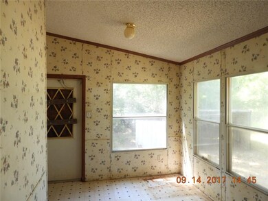 34605 Clear Pond Rd, Shawnee, OK 74801 - photo 4