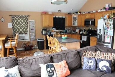 21 Lakeview Ave, Dudley, MA 01571 - photo 4