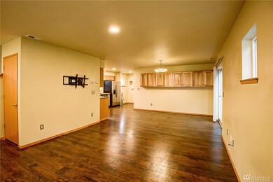 7919 Port Susan Place unit 4, Stanwood, WA 98292 - photo 5