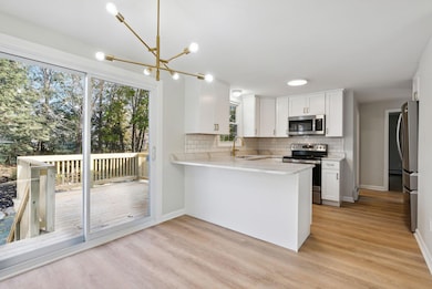 21 Hilltop Cir, Yarmouth, ME 04096 - photo 6