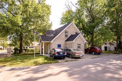 1626 Kehoe Ln, Jeffersonville, IN 47130 - photo 5