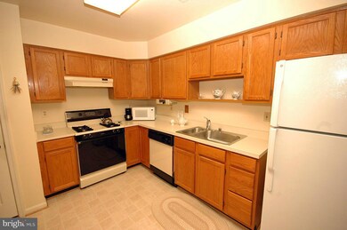 861 Yardarm Way, Annapolis, MD 21401 - photo 5