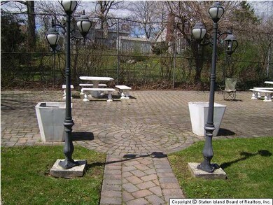 24 Bay Terrace unit 2B, Staten Island, NY 10306 - photo 3