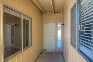 6 Front photo f