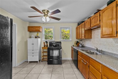 16 Ball Ave, West Warwick, RI 02893 - photo 6