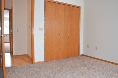 973 Park St unit 102, Oregon, WI 53575 - photo 2