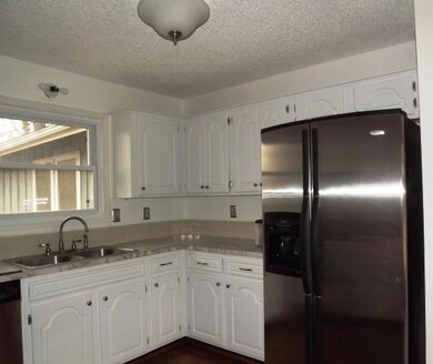 Kitchen. Plenty Of Storage