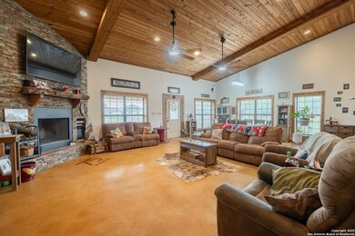 462 Co Rd 763 B, Devine, TX 78016 - photo 2