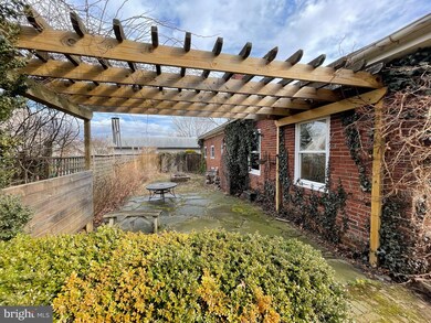 529 Bishop Ave, Chambersburg, PA 17201 - photo 7