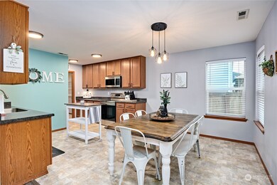 2512 SW Siskin Cir, Port Orchard, WA 98367 - photo 6