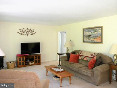 1528 Sunrise Ct, Huntingtown, MD 20639 - photo 4