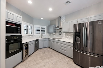 11083 Indian Trail, Helotes, TX 78023 - photo 4