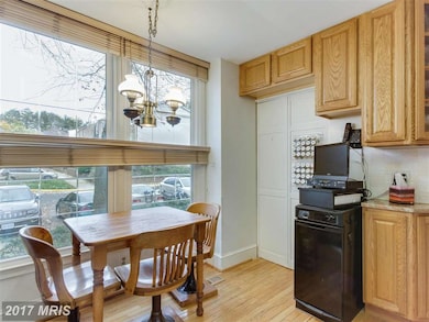 6104 Heron Pond Ct, Burke, VA 22015 - photo 7