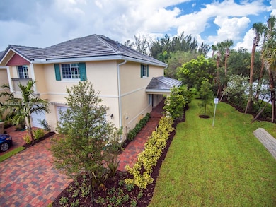 4605 Windmill Ln, Davie, FL 33328 - photo 2