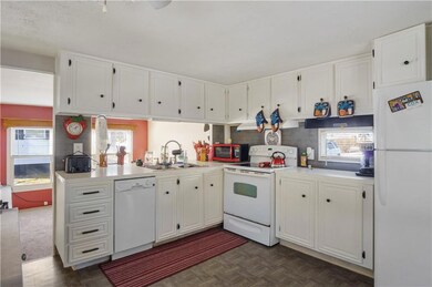 19 Torch Ln, Coventry, RI 02816 - photo 5