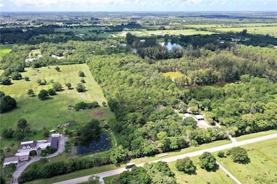 7005 45th St, Vero Beach, FL 32967 - photo 3