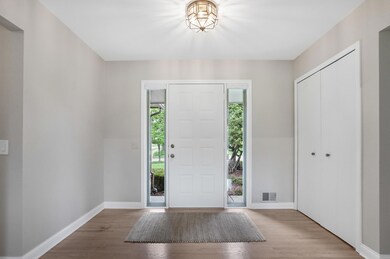 Foyer.