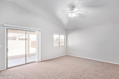 6750 W Copperwood Way, Tucson, AZ 85757 - photo 6