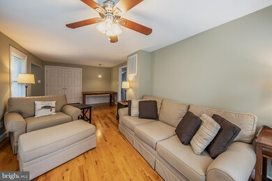 111 N 28th St, Purcellville, VA 20132 - photo 4