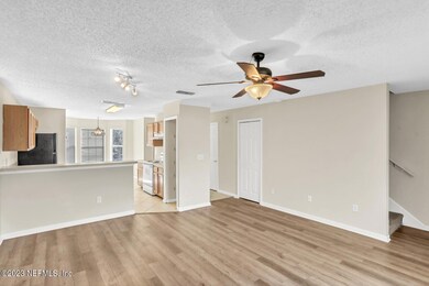 5649 Bennington Dr, Jacksonville, FL 32244 - photo 6