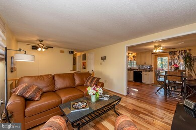 122A Mellor Ave, Baltimore, MD 21228 - photo 6