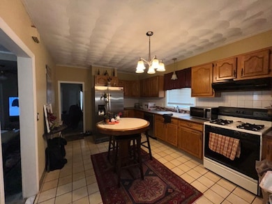 52 Sumner Ave, Cranston, RI 02920 - photo 4