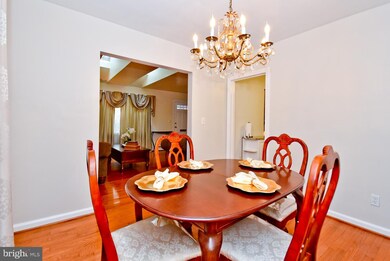 8305 Nicholson Ct, New Carrollton, MD 20784 - photo 7