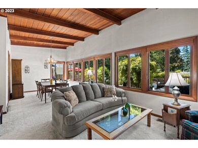 Living Room/Dining Room