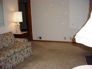 302 N 18th Ave, Beech Grove, IN 46107 - photo 6