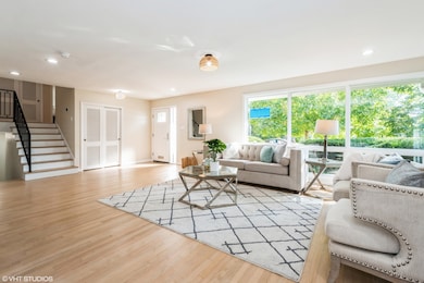 725 Locust Rd, Wilmette, IL 60091 - photo 6