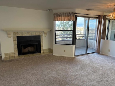 Horizon Towers unit 308, Grand Junction, CO 81506 - photo 2