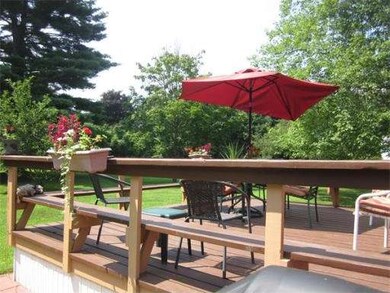 781 Bridge Rd, Northampton, MA 01060 - photo 6