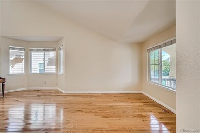 10571 Laurelglen Cir, Highlands Ranch, CO 80130 - photo 6