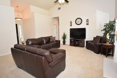 6909 E Fountain Way, Fresno, CA 93727 - photo 4