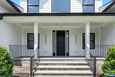 35 Lillian Ct, Ramsey, NJ 07446 - photo 4